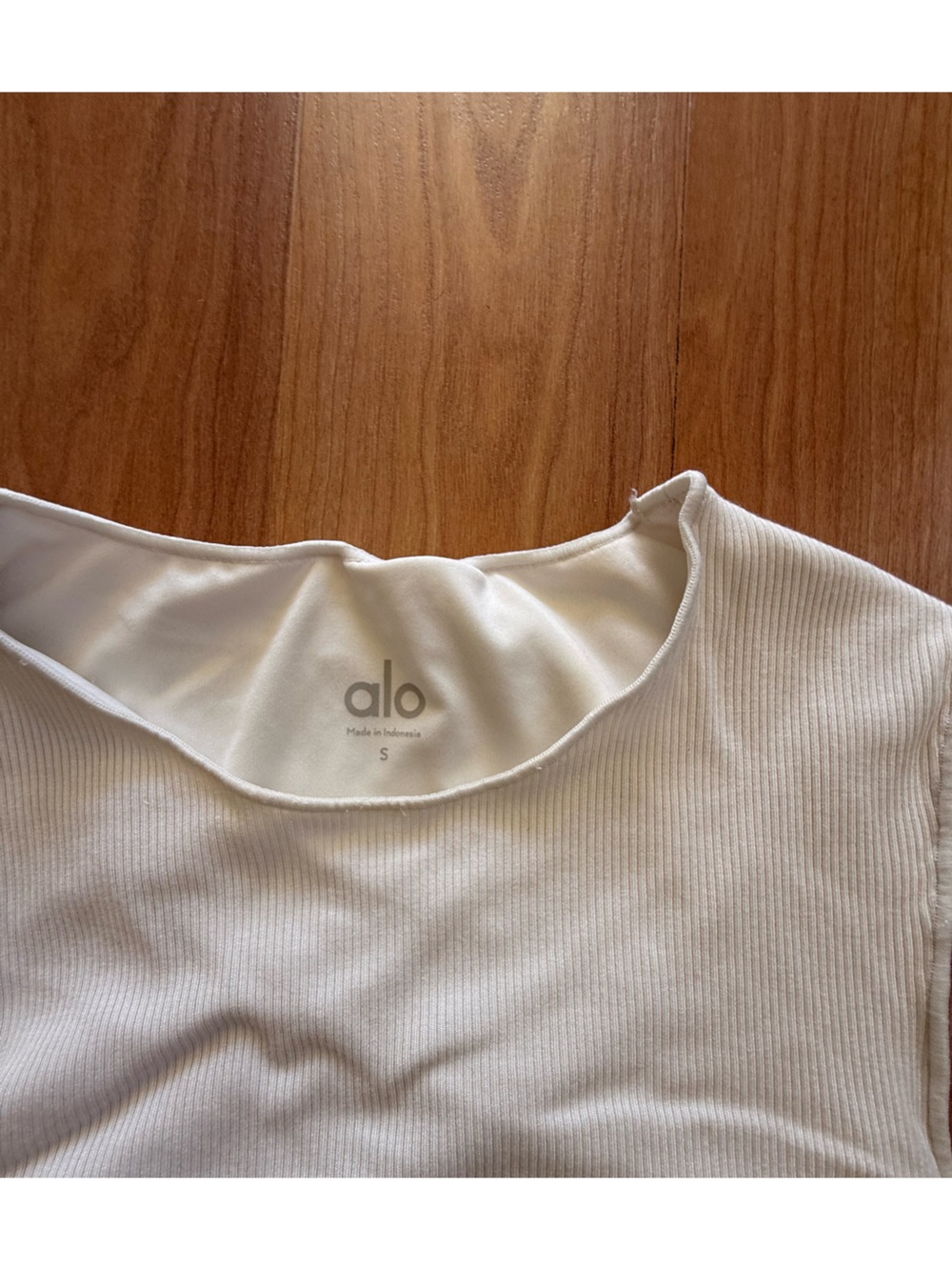 alo ribbed en point tank ivory small - Picture 3 of 5